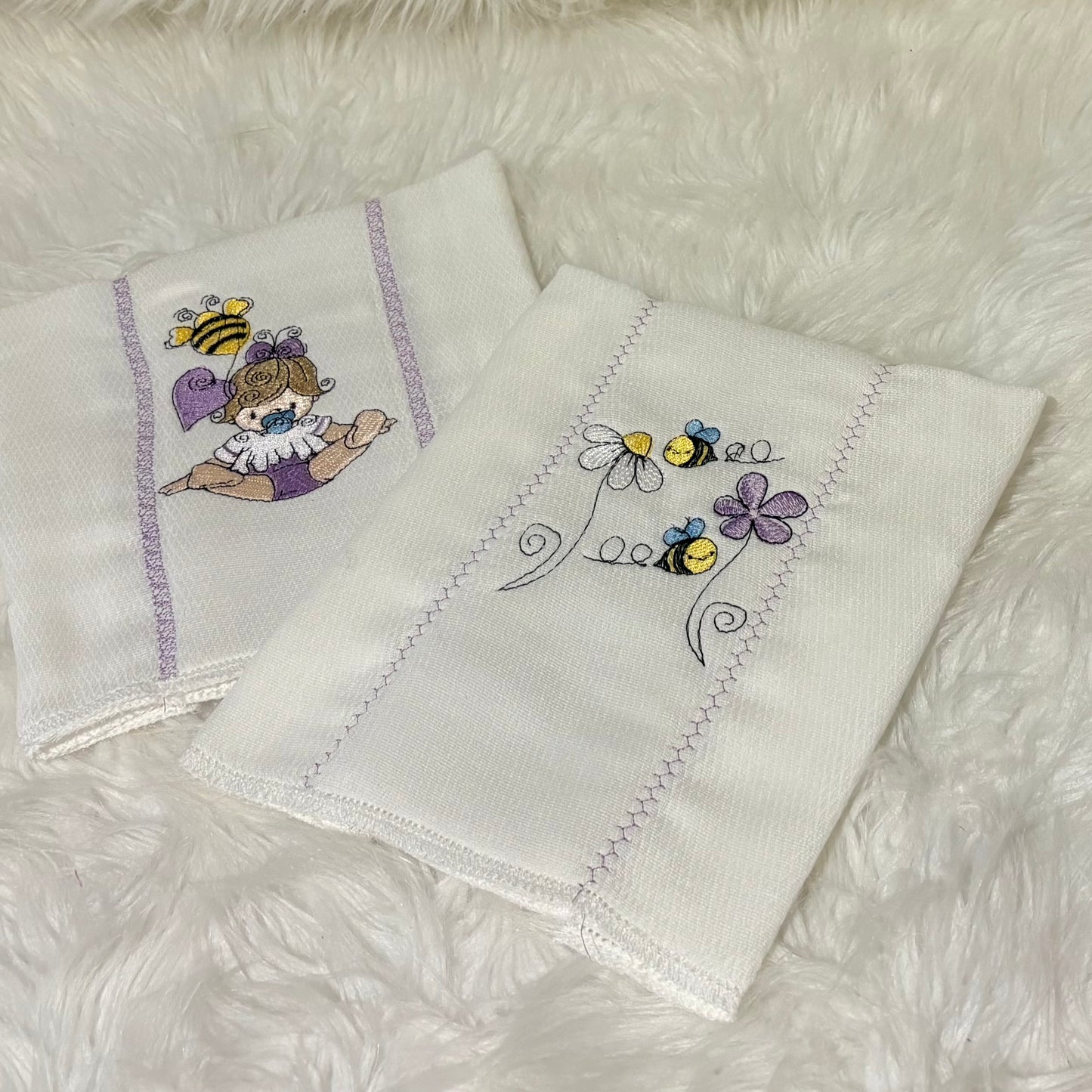 Bee 🐝 set de 2 pañitos con Trutru