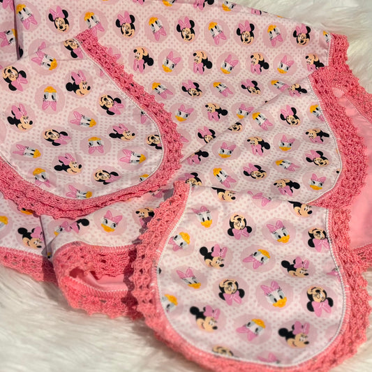 Baby 🌸 Set de Sábana y dos Baby pañitos.