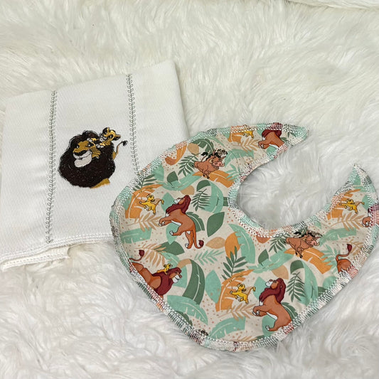 Lion 🦁 Pañito y babero con TRUTRU